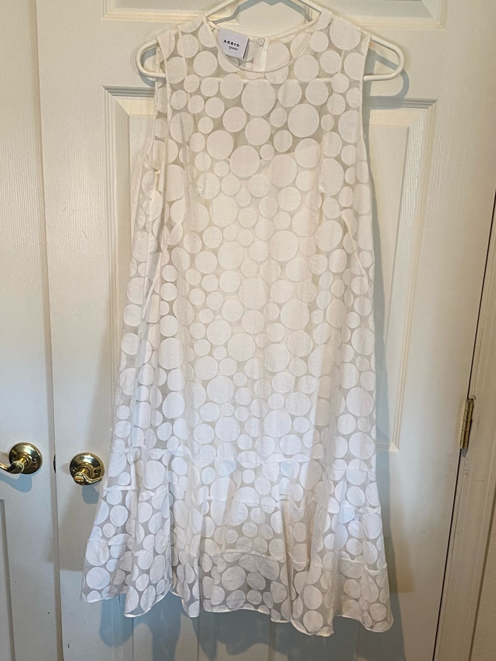 AKRIS PUNTO ORGANZA POLKA DOT SLEEVELESS DRESS    NEW 
ORIGINAL PRICE $1,548.00 - Picture 4 of 9